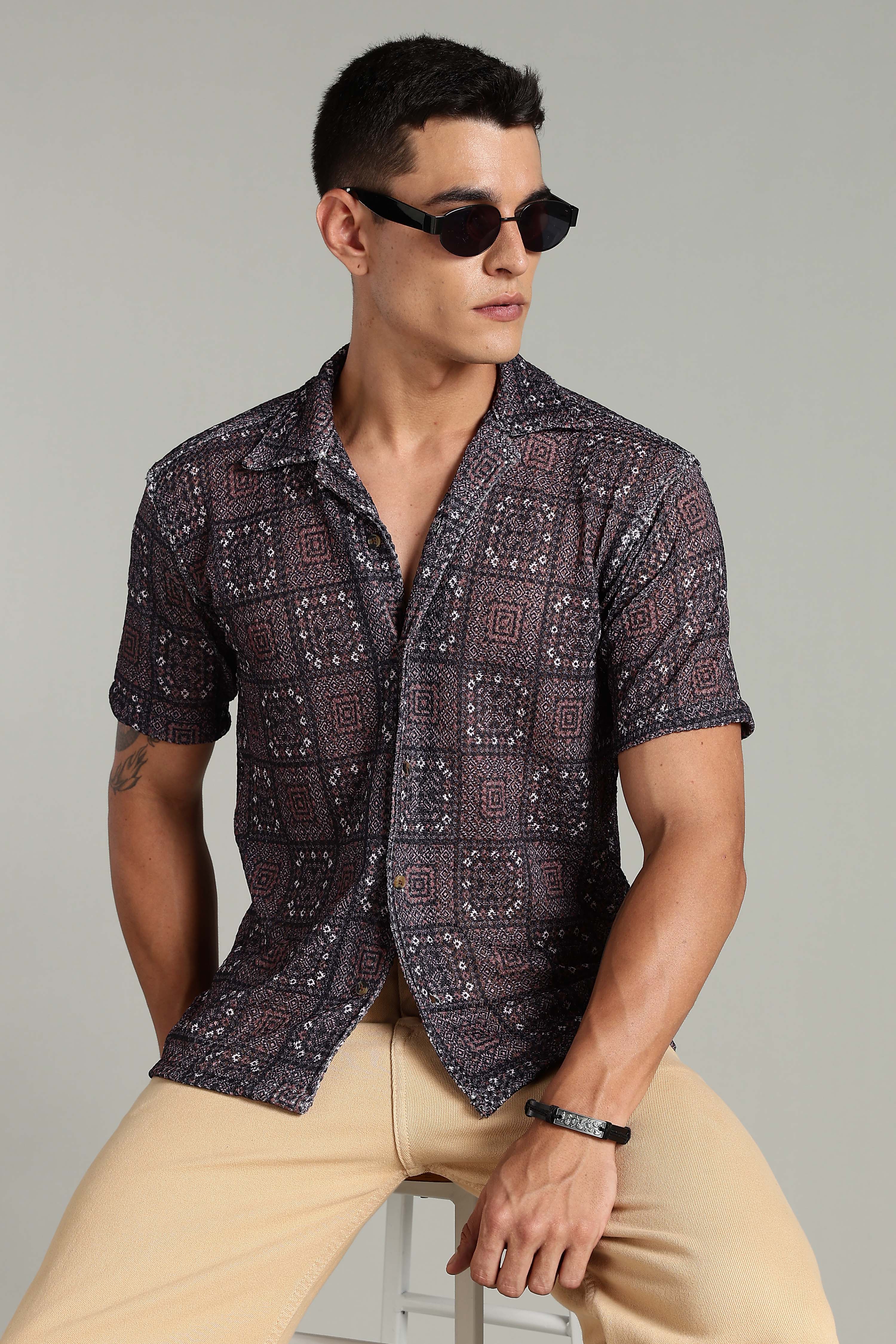 SMOKE CORCHET ABSTRACT SHIRT